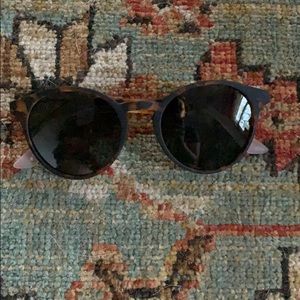 Blenders eyewear Lakey 7